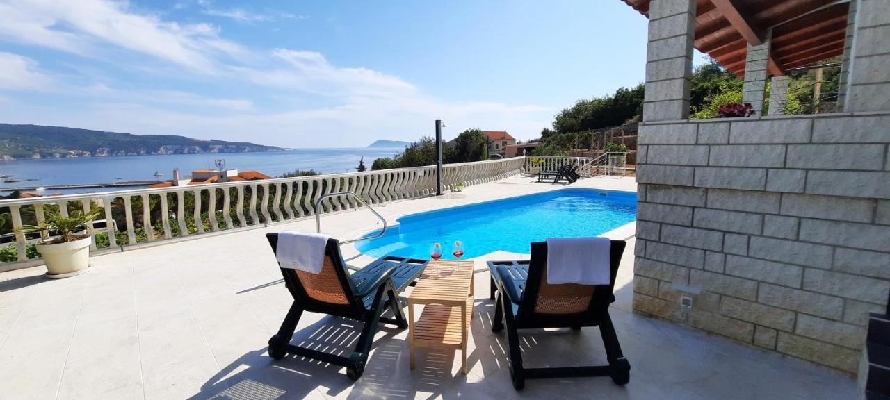 Apartments Suho Komiža Εξωτερικό φωτογραφία