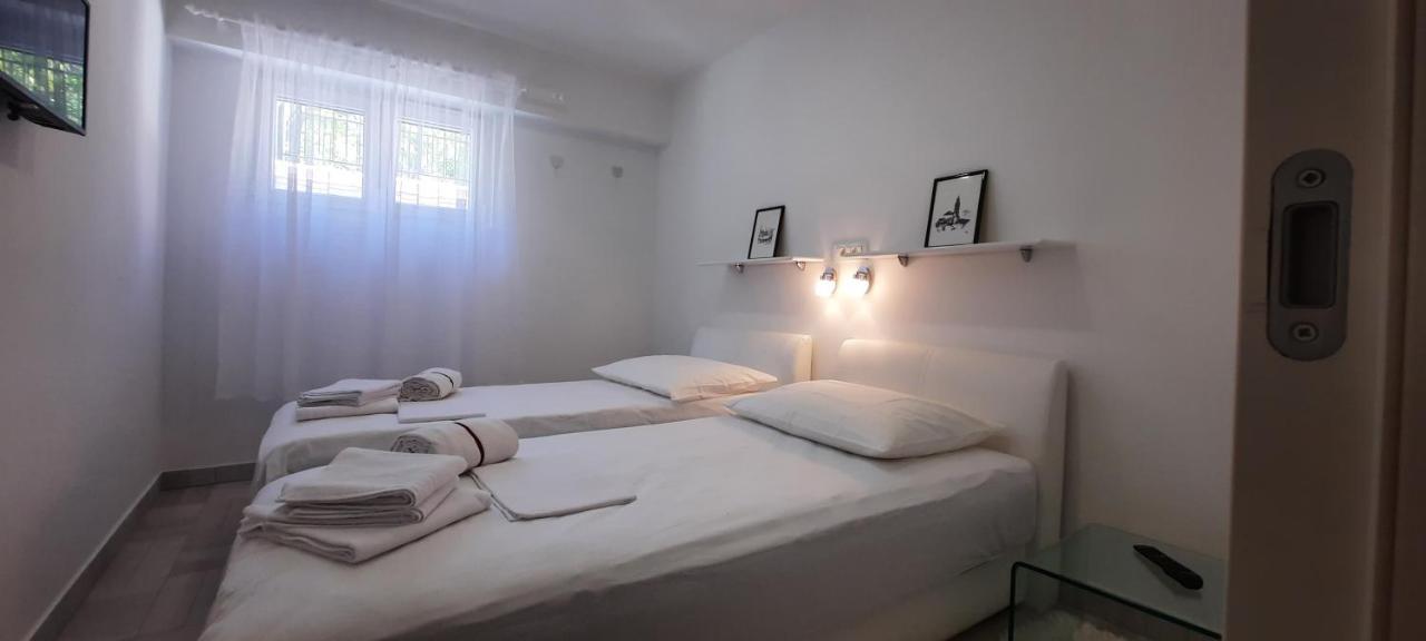 Apartments Suho Komiža Εξωτερικό φωτογραφία