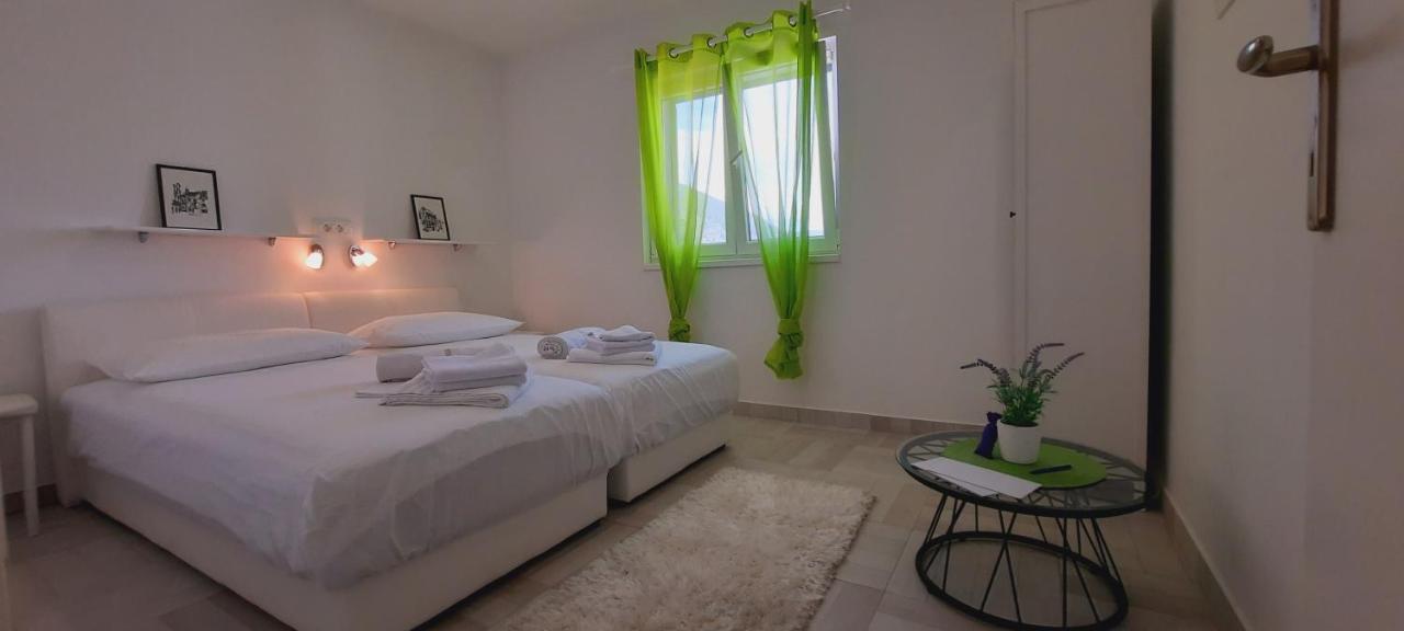 Apartments Suho Komiža Εξωτερικό φωτογραφία
