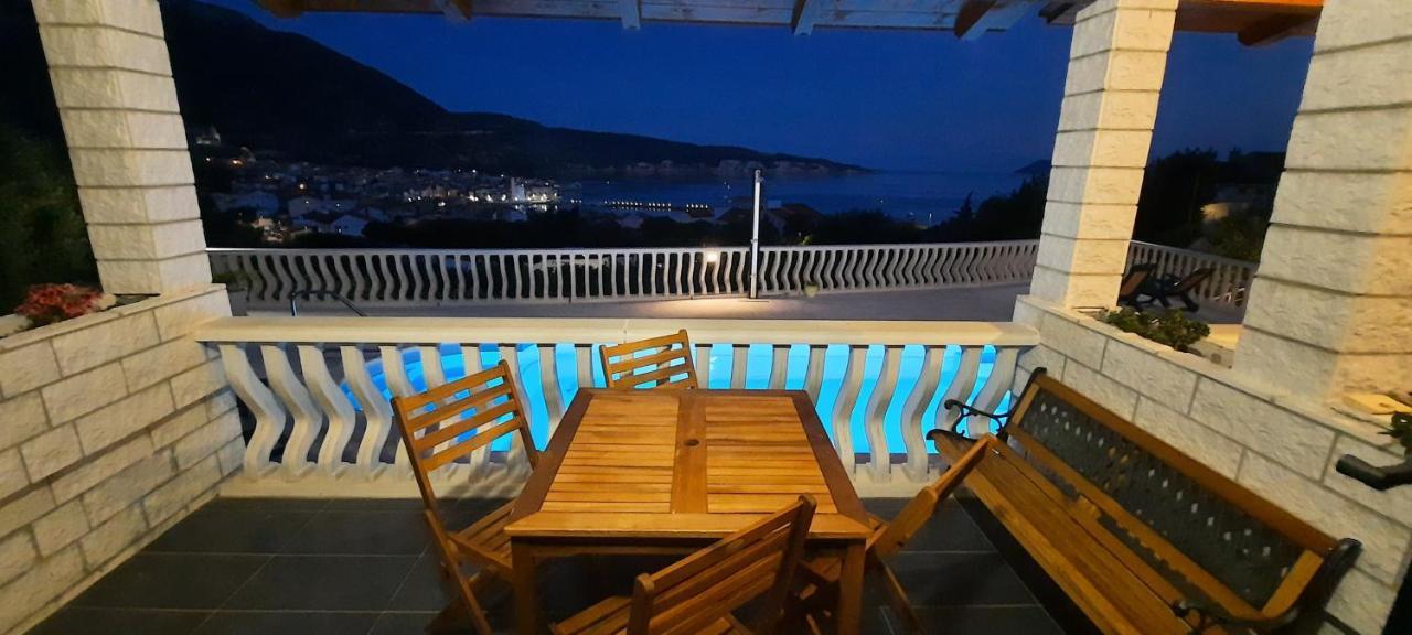 Apartments Suho Komiža Εξωτερικό φωτογραφία